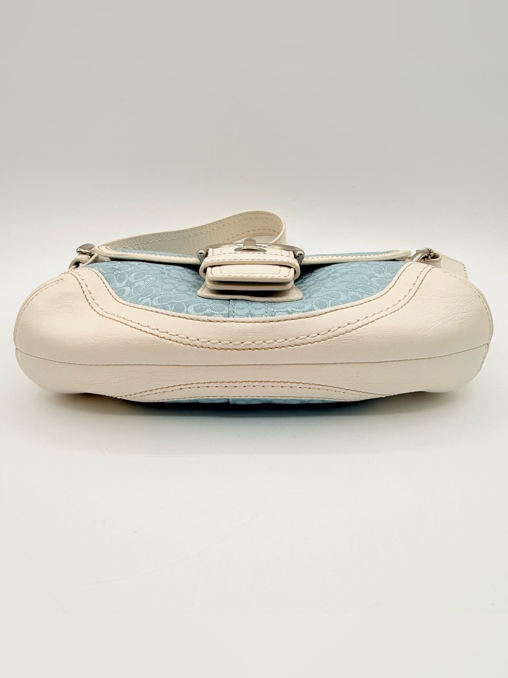 Vintage Coach Soho F10925 Sky Blue Signature C Jacquard Shoulder Bag Y2K - Picture 7 of 16